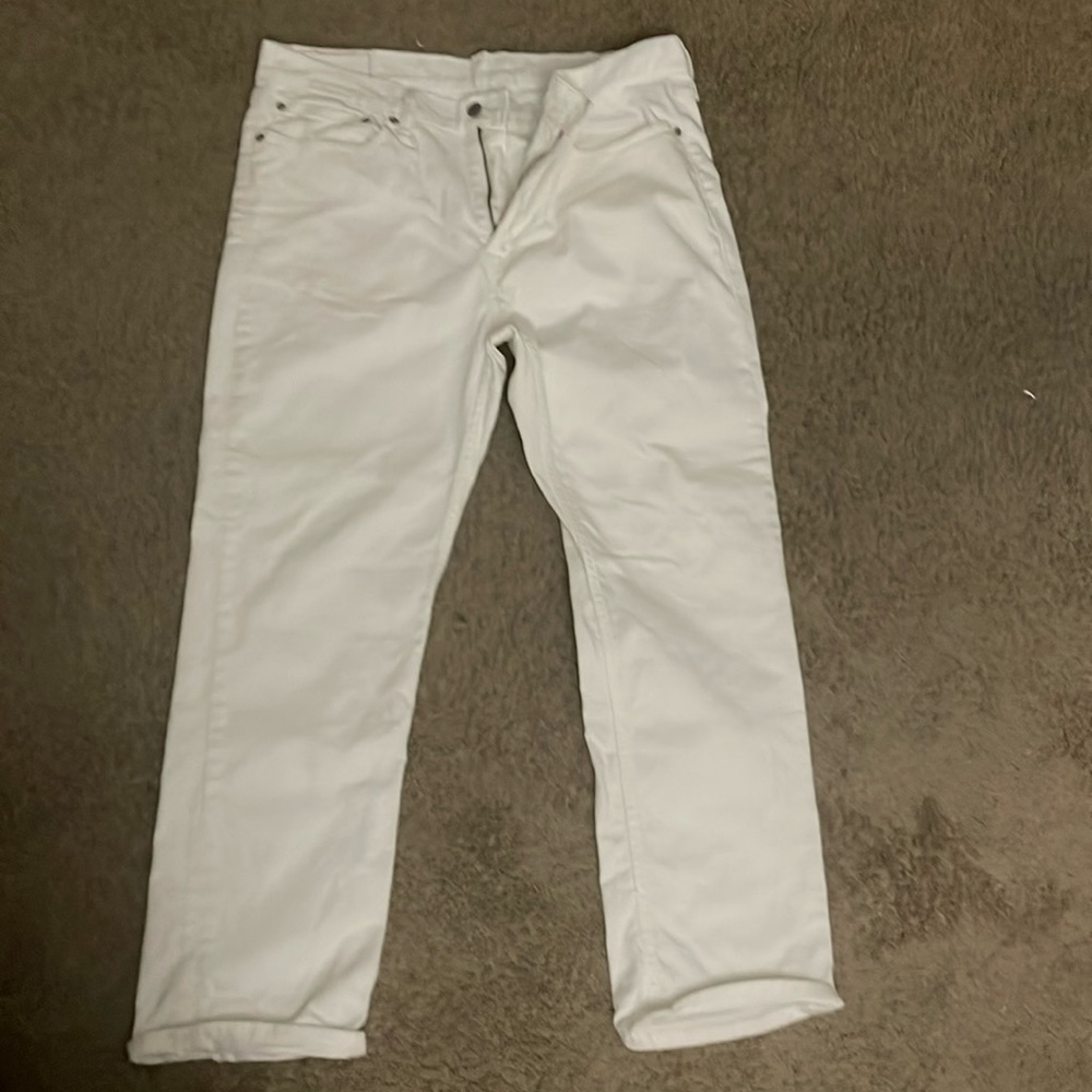Men’s White Levi Strauss & Co. 514 size W36 x L30